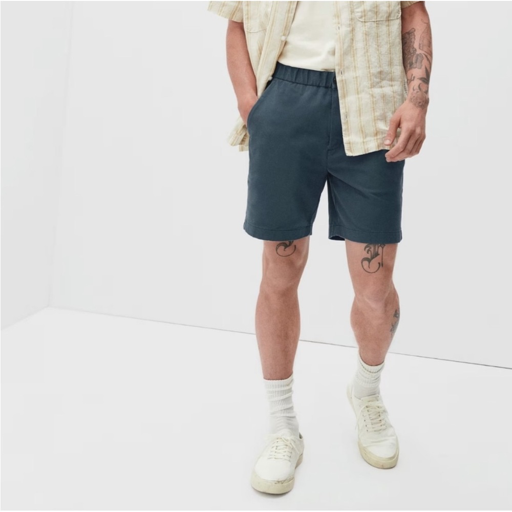 NEW WITH TAGS Everlane Navy Blue The Pull-On Performance Chino Short Size Small